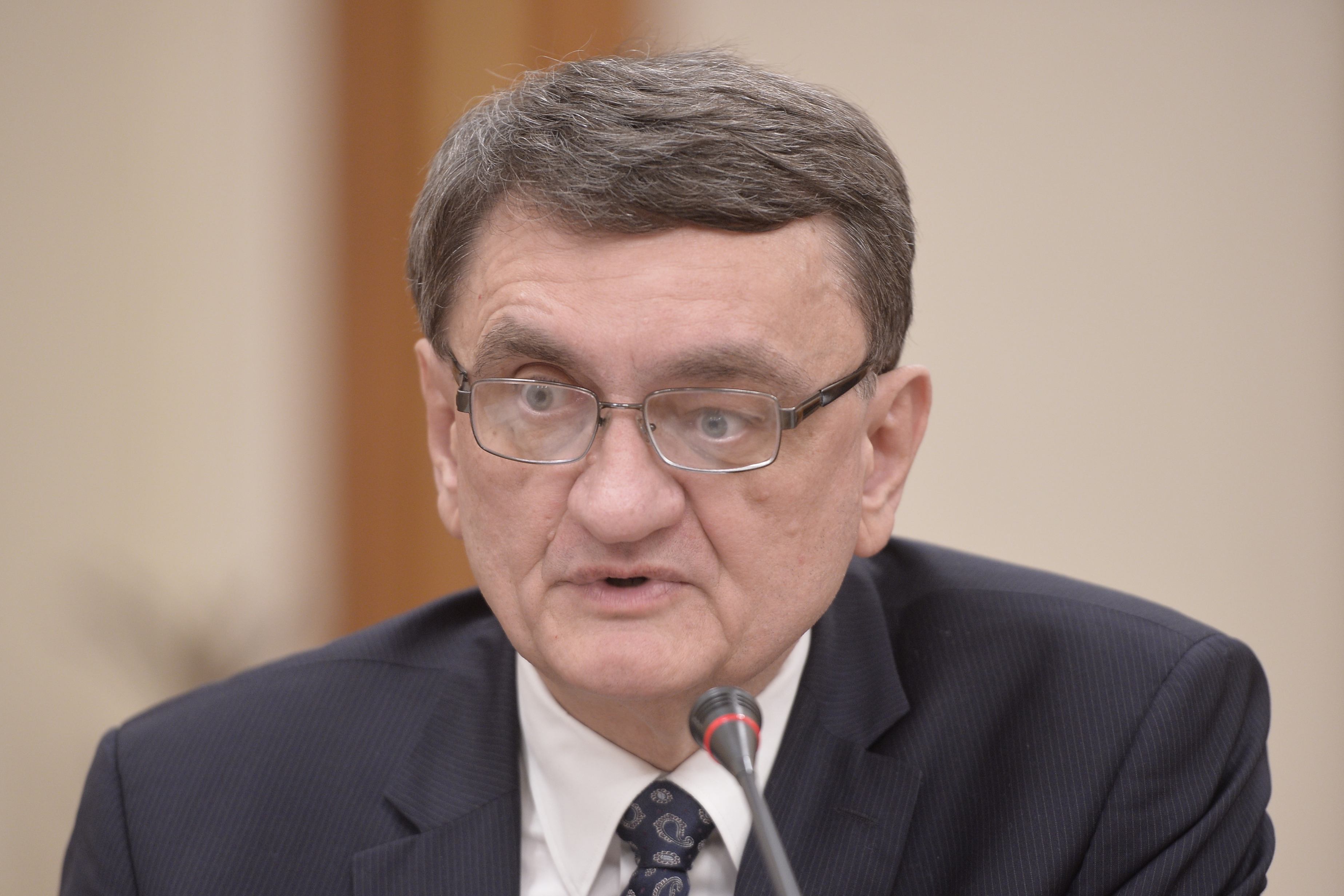 De la prăjitura „Ochelarii lui Ciorbea” la „Petre Roman” și „Poșeta Elenei Udrea”. O cercetătoare a gătit și degustat cinci rețete cu nume de politicieni