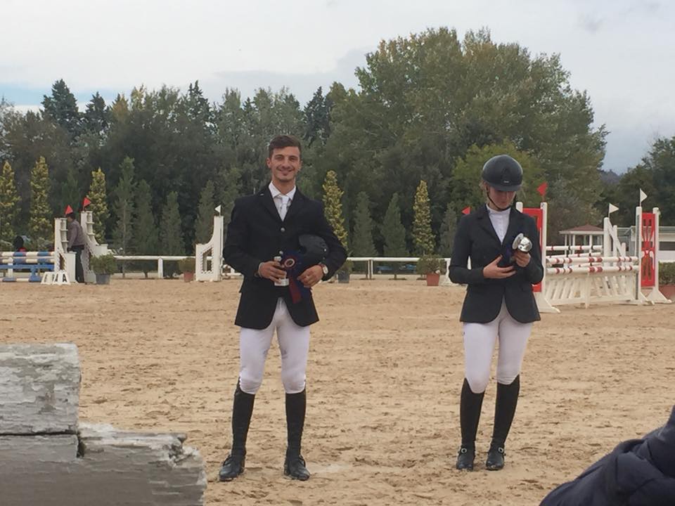 Fiul folkistului Emeric Imre e vedetă în Italia, dar nu în muzică, ci-n echitație! Cristian e jocheu profesionist