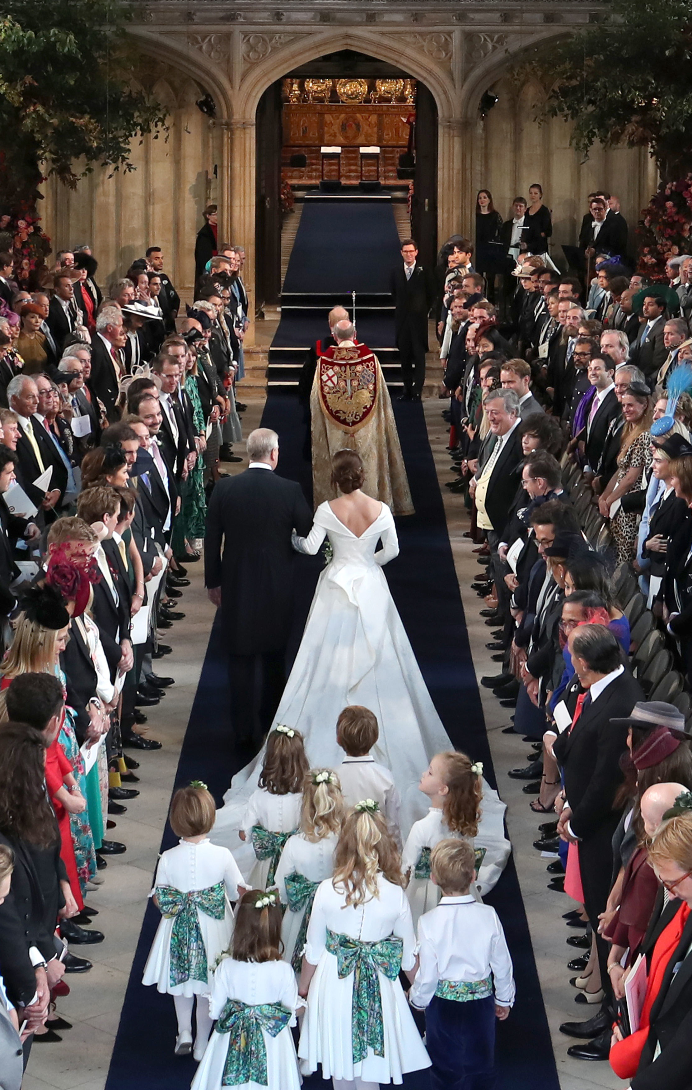 LIVE VIDEO | Nunta regală a prințesei Eugenie cu Jack Brooksbank. Imagini cu mireasa