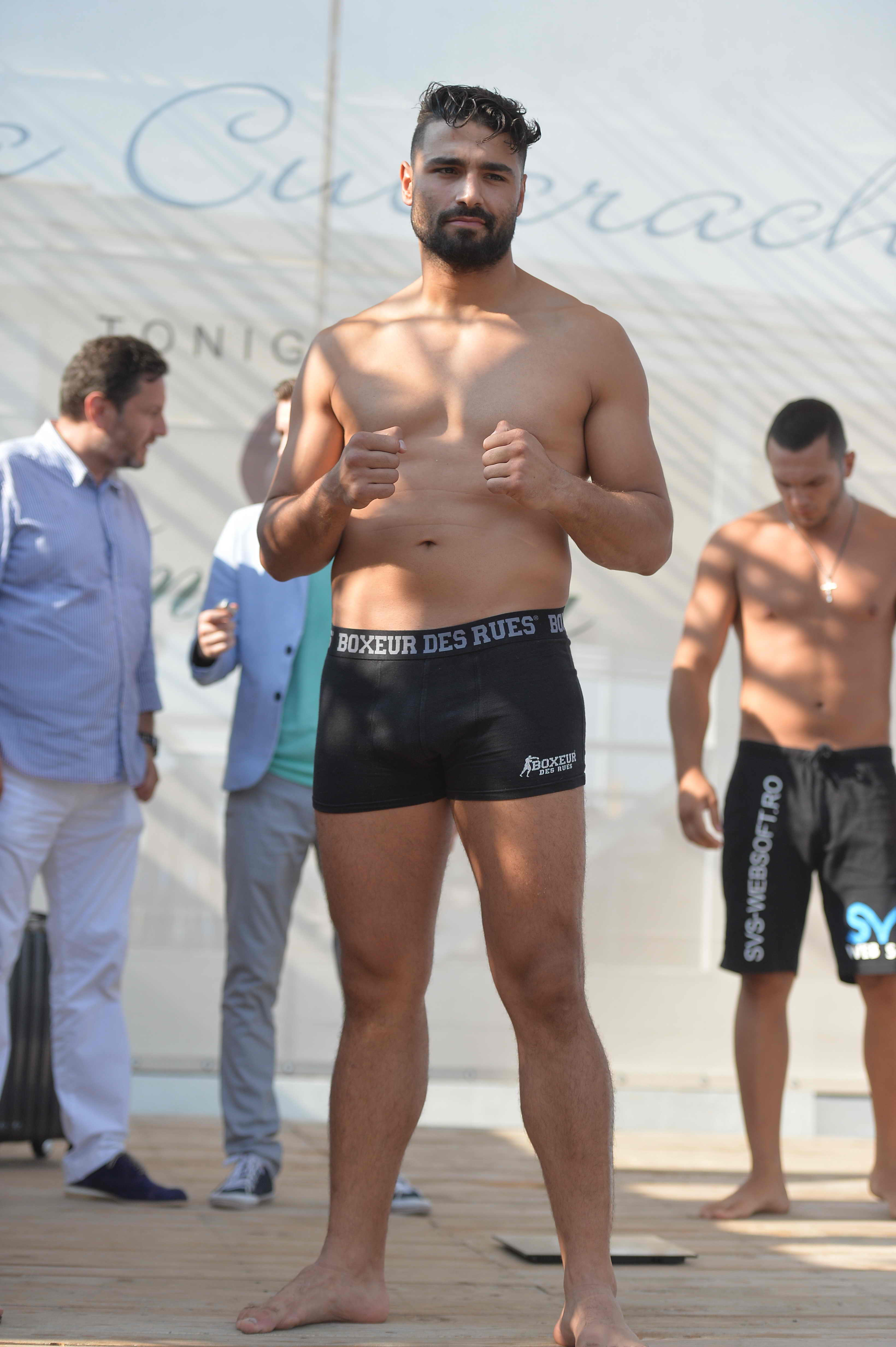 Luptătorii de la Superkombat Mamaia au trecut cu bine de proba cântarului / GALERIE FOTO