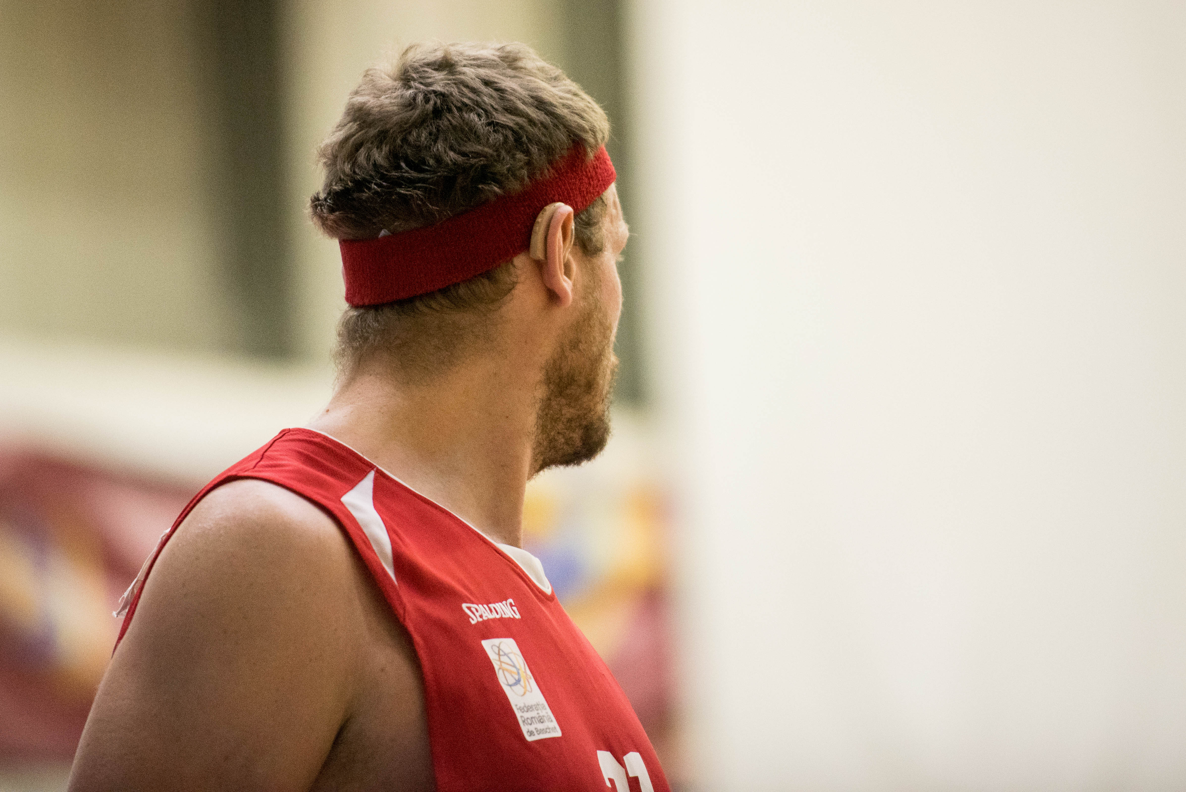 Transfer spectaculos făcut la CSM Oradea: ”Michael Jordan al surzilor”. Povestea emoționantă a lui Zupan, născut cu grave deficiențe de auz și de vorbire din naștere, primul baschetbalist surd care a jucat în Euroligă și la Mondiale. ”Sportul mi-a dat totul, m-a făcut bărbat!”/ FOTO&VIDEO