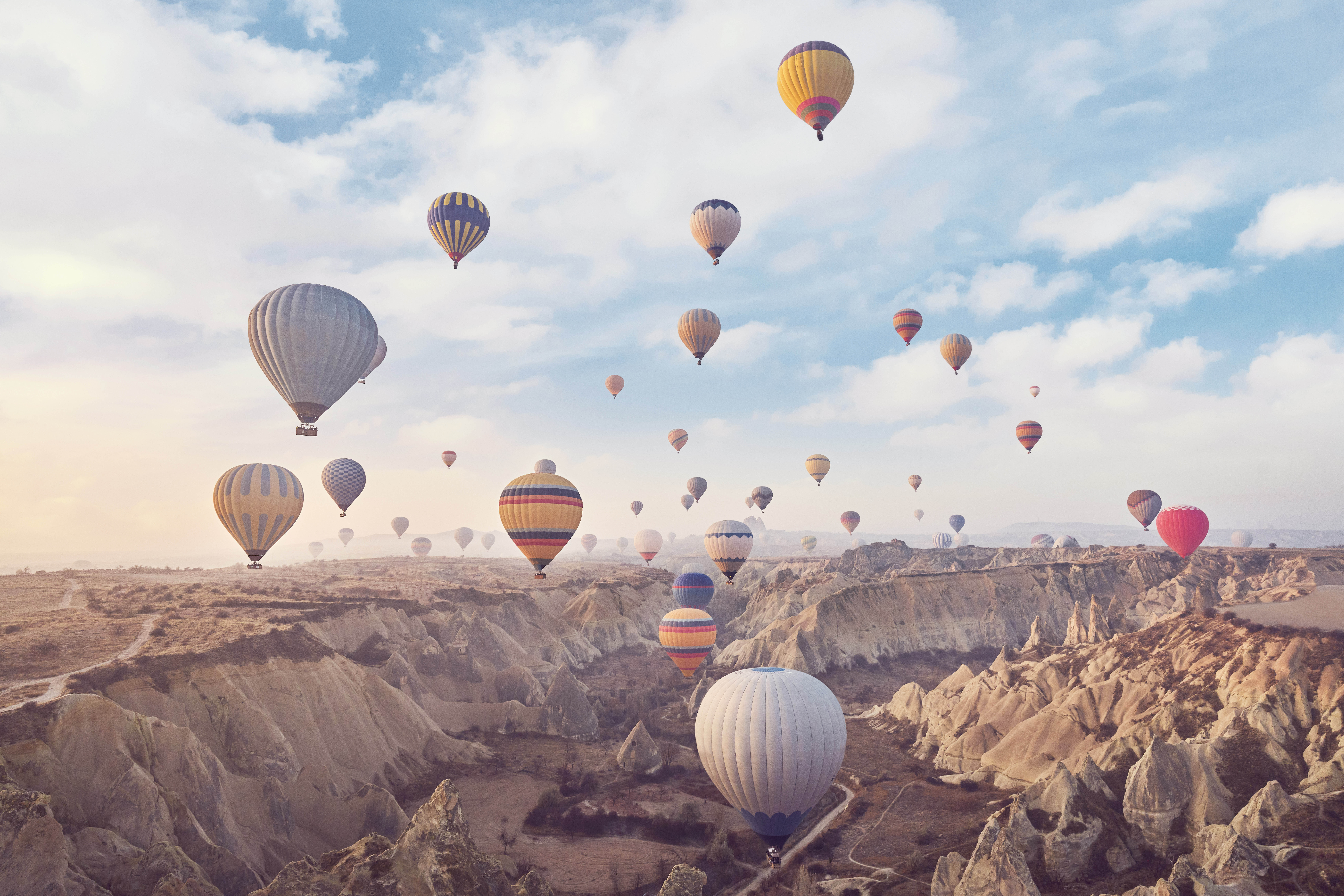 Cele mai bune mâncăruri și vinuri pe care le găsești în Cappadocia, celebra regiune din Turcia admirată de români pentru zborul cu balonul