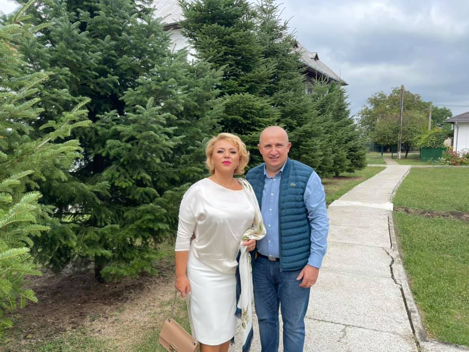 Cornelia și Lupu Rednic fac mii de euro din reclame. Cei doi artiști își selectează colaboratorii: „Nu le putem recomanda oamenilor”