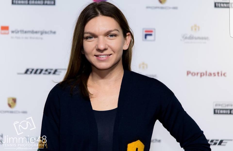 VIDEO | Simona Halep s-a retras de la Stuttgart: ”M-am accidentat în meciul cu Garcia din Fed Cup”. Ce a spus despre înfrângerea cu Franța
