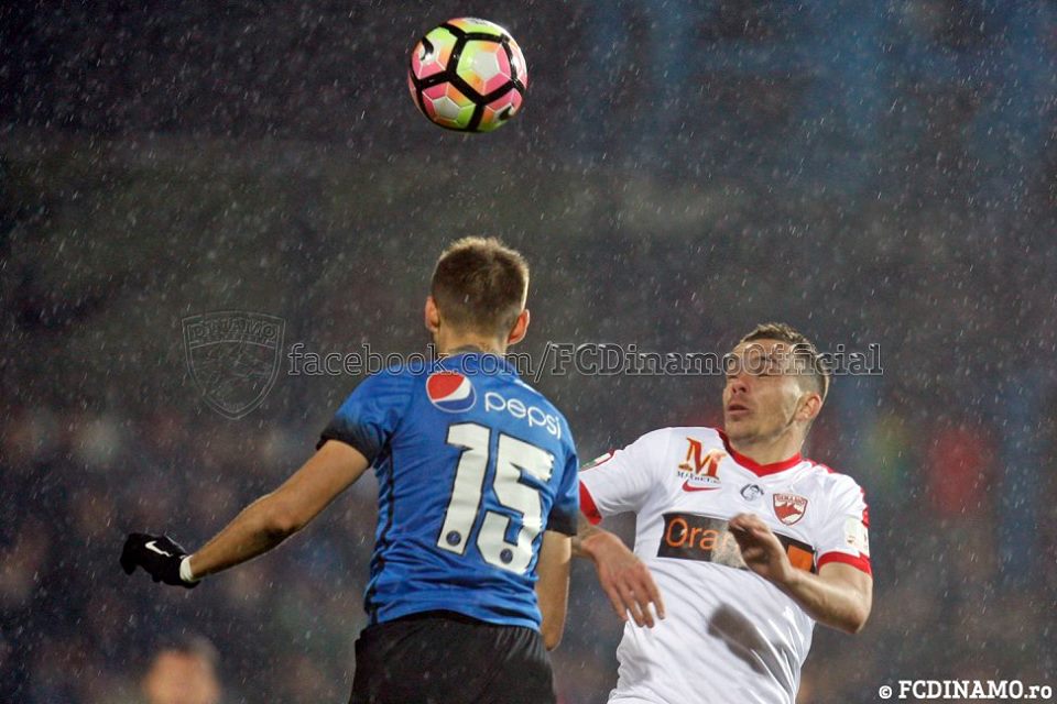 Liga 1, play-off, prima etapă: FC Viitorul - Dinamo Bucureşti 0-0. Reacţia lui Contra / VIDEO