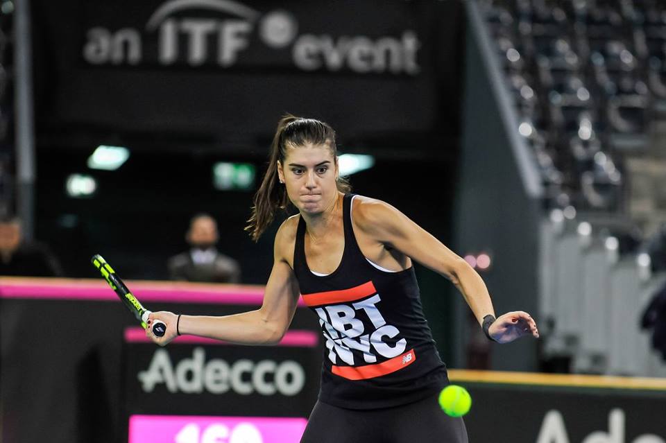 Dan Petrescu le-a încurajat pe componentele echipei României de Fed Cup | GALERIE FOTO