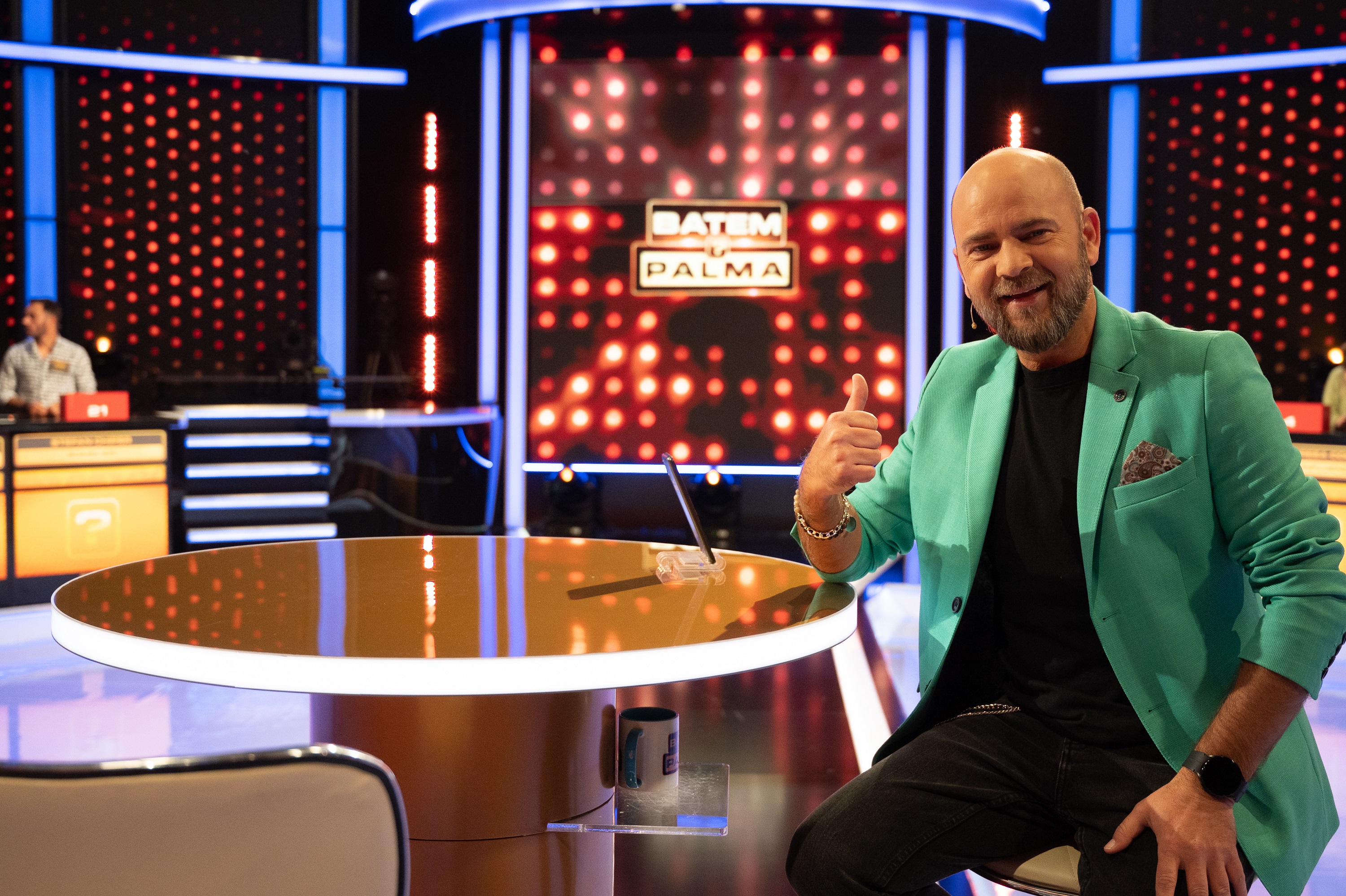 Cosmin Seleși a ajuns de urgență la spital: „Medicii sunt încă rezervați”. PRO TV a oprit filmările emisiunii „Batem palma”
