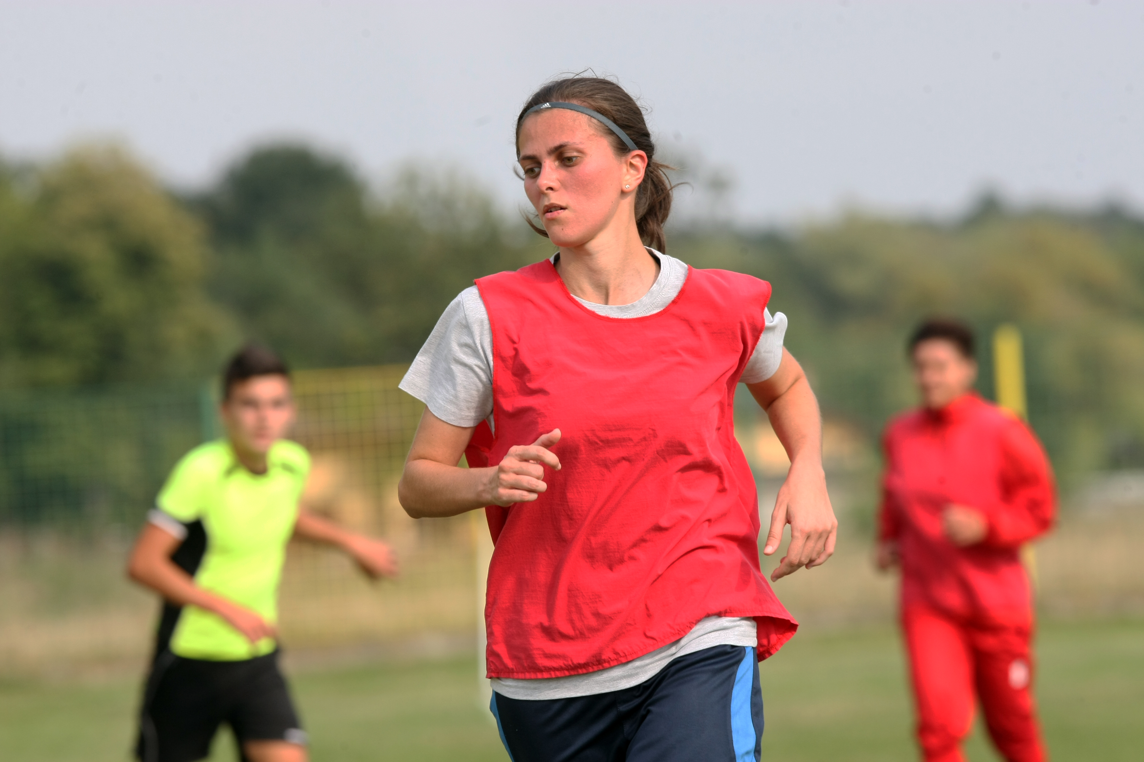 EXCLUSIV / O zi din viața unei echipe feminine de fotbal: "Visez la Barça!"