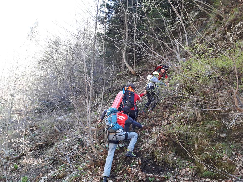 Femeia și copilul care au căzut pe traseul Jepii Mici din Bucegi au fost găsiți de salvamontiști