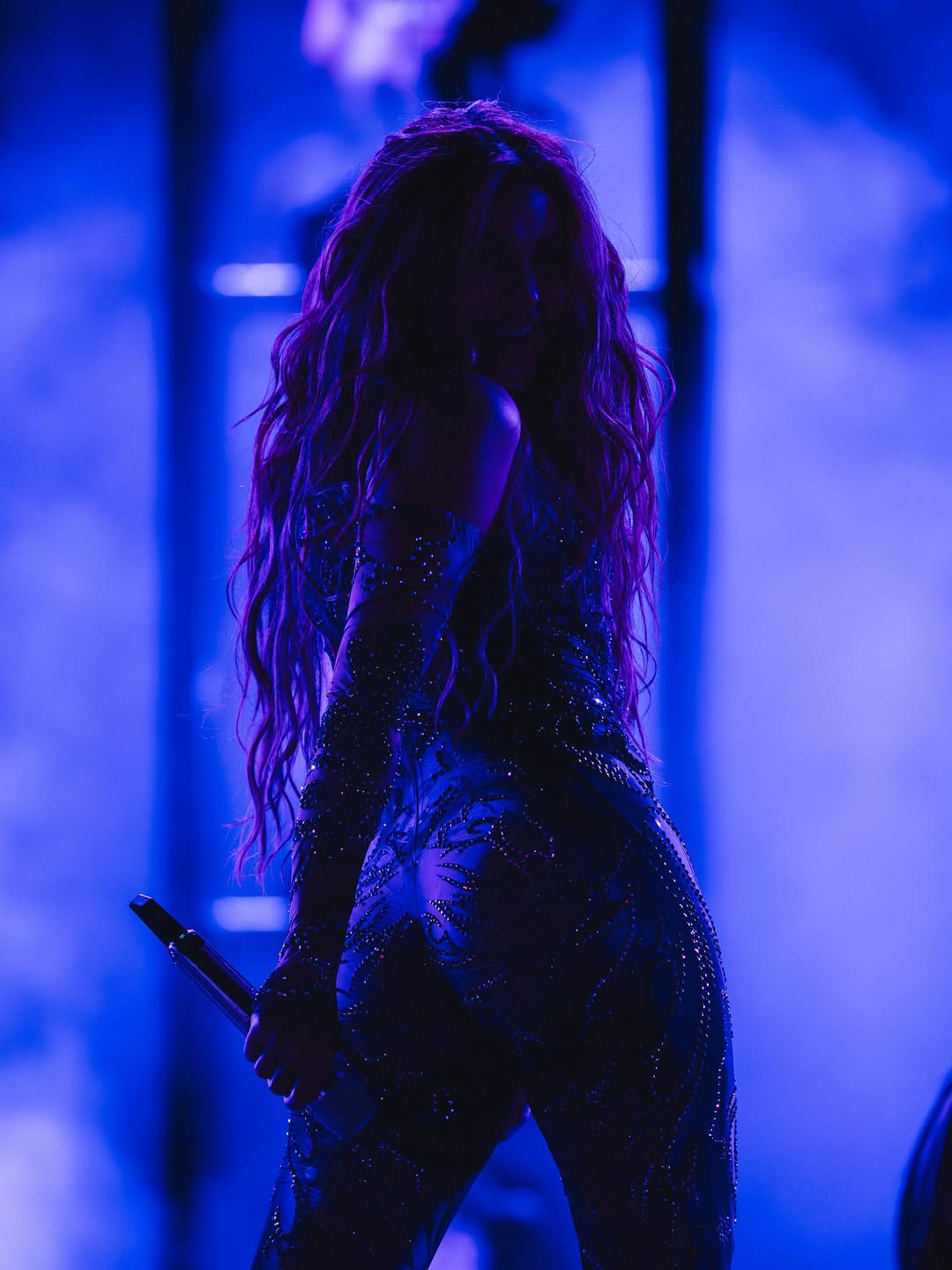 Shakira a căzut pe scenă în timpul unui concert din San Salvador. Cum se simte cântăreața: „Au, ce căzătură!”