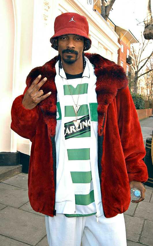 Snoop Dogg a anunțat că renunță la fumat: „După multe discuții cu familia mea”