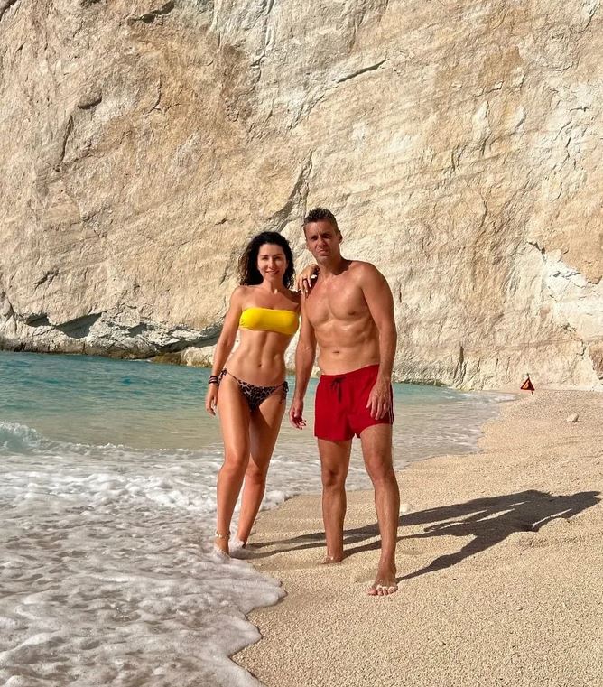 Motivul pentru care Carmen Brumă și Mircea Badea și-au mutat fiul la o școală privată: „Vlad nu s-a simțit bine”