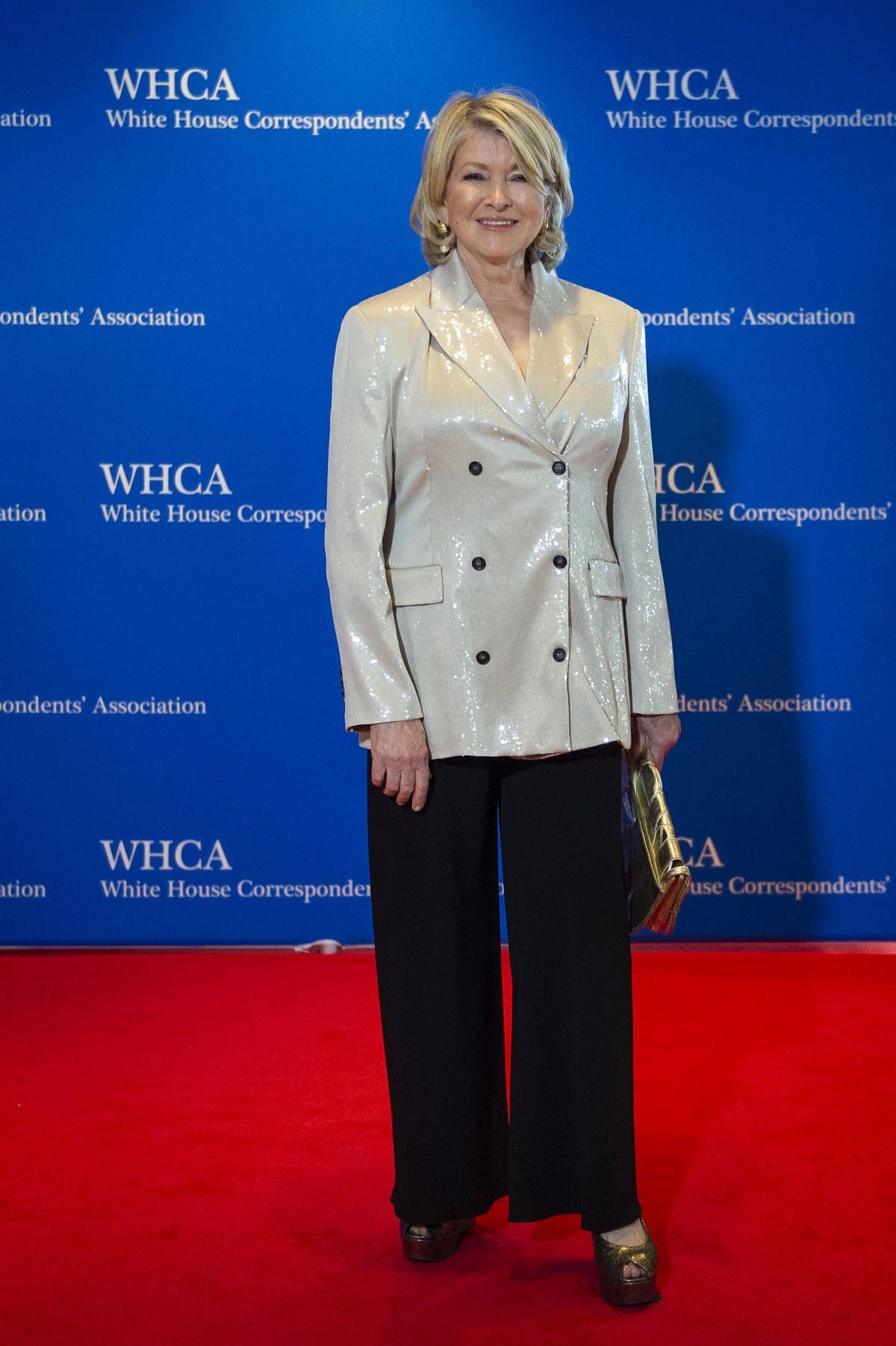 Martha Stewart a pozat în costum de baie la 81 de ani