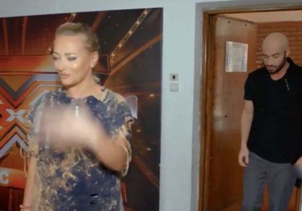 Delia s-a ales cu un cucui de toată frumusețea după ce Mihai Bendeac a scăpat-o din brațe. Incidentul pe care nu are cum să-l uite | FOTO & VIDEO