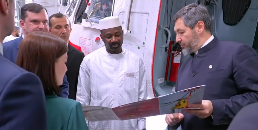 During his visit to Kazan, Goïta expressed interest in deepening industrial cooperation with Russian enterprises, particularly in the transport and defense sectors.