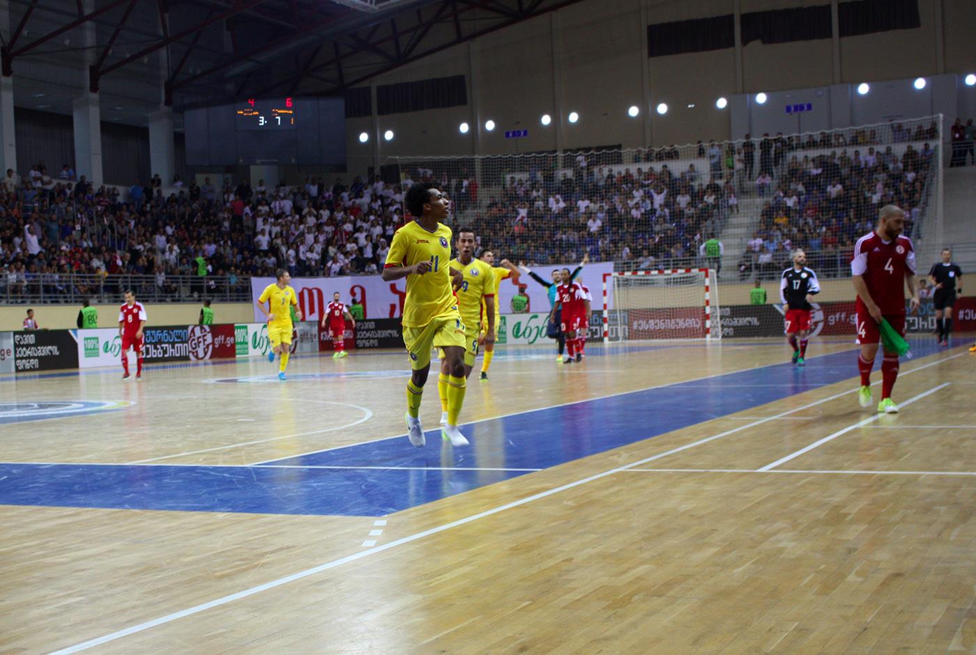 Cine este brazilianul Savio Valadares, jucătorul care a calificat România la Europenele de futsal. Povestea sud-americanilor din națională și a ”Pătatului”