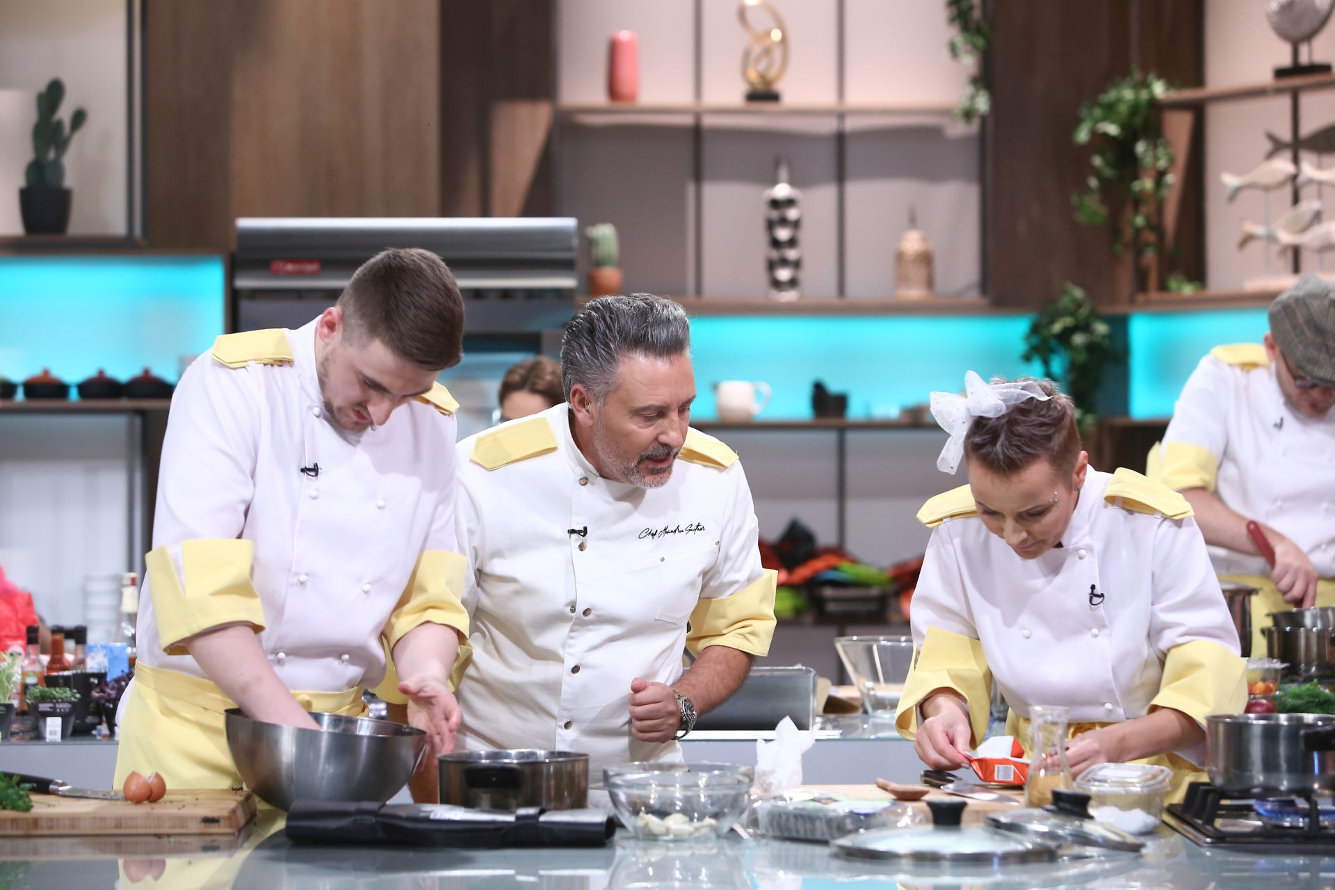 Chef Alexandru Sautner a vorbit despre viitorul câștigător „Chefi la cuțite” și a spus cum se înțelege cu jurații emisiunii