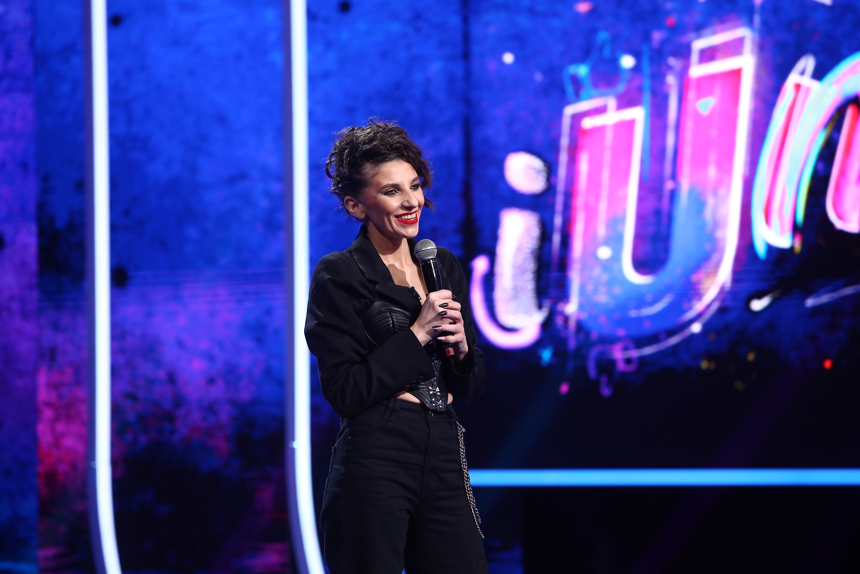 Cine este Teodora Nedelcu de la „iUmor”. S-a calificat direct în finala show-ului de la Antena 1