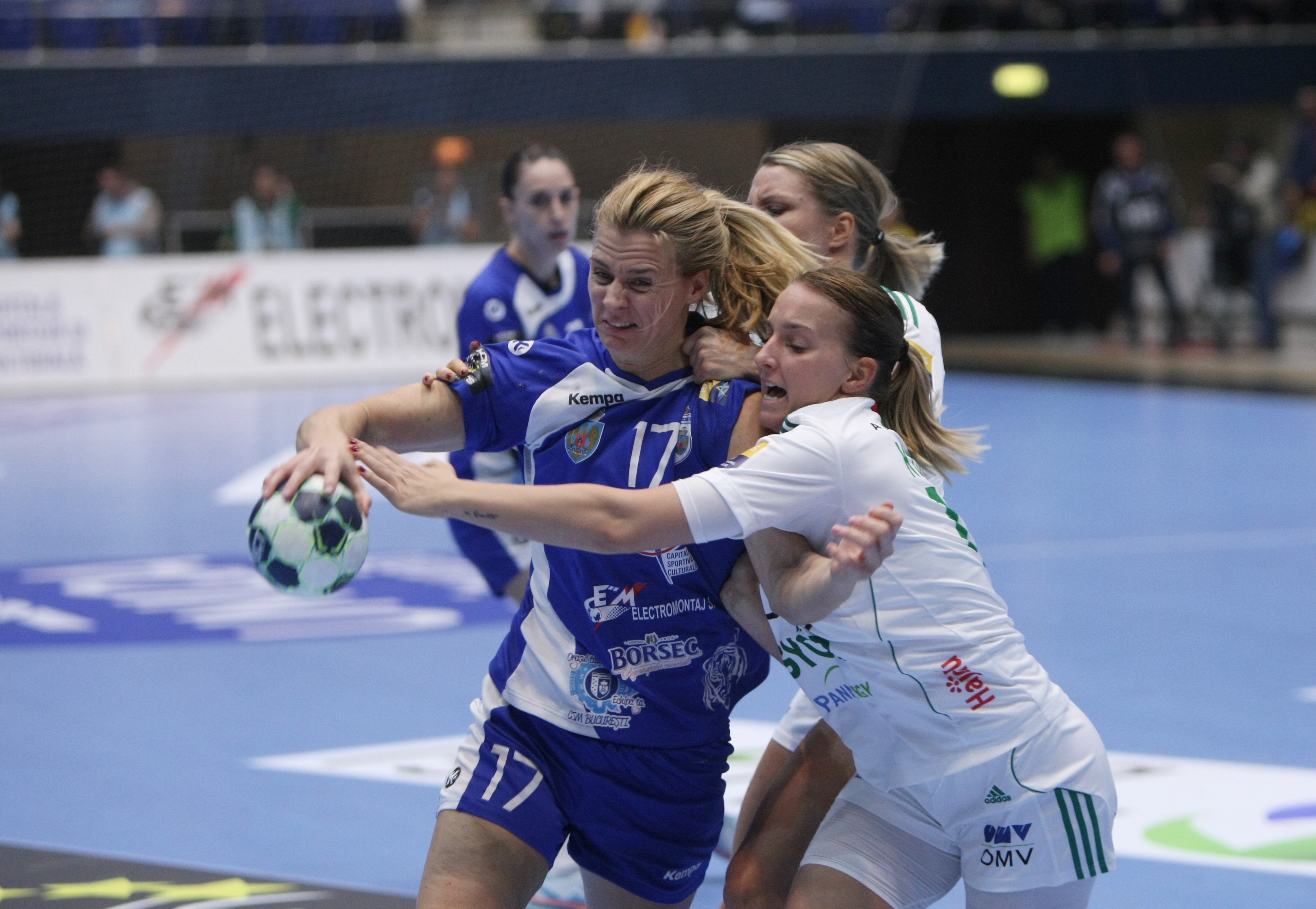 CSM București - Gyor 24-27. Maghiarele și-au luat revanșa pentru finala Ligii Campionilor | GALERIE FOTO