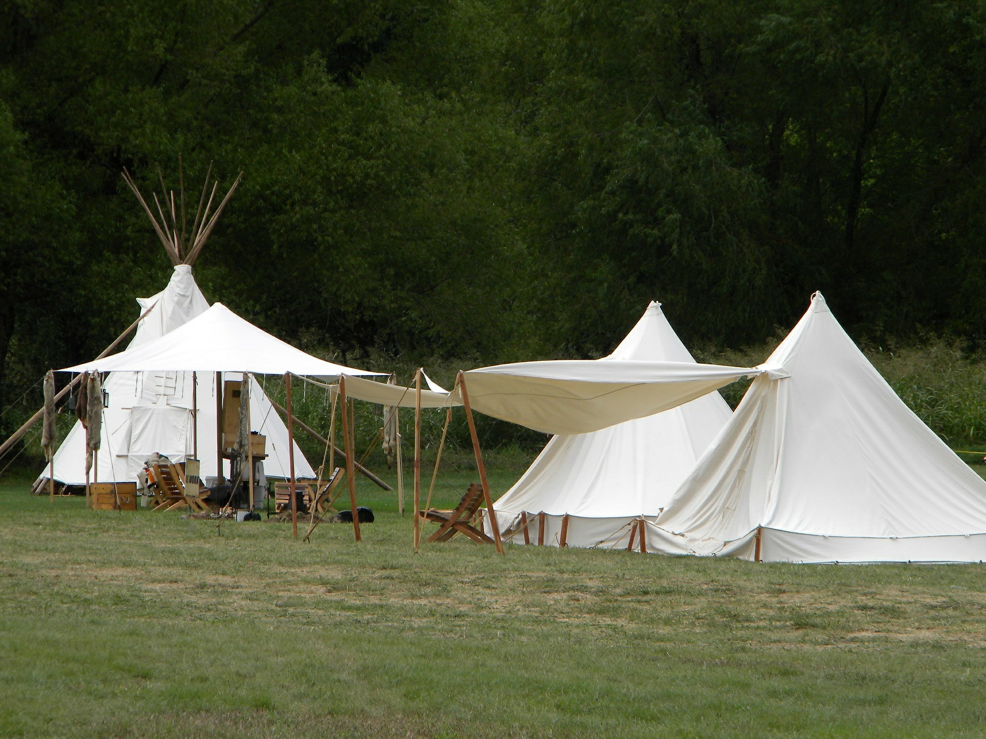 Camping de lux - cele mai frumoase cazări la cort din România
