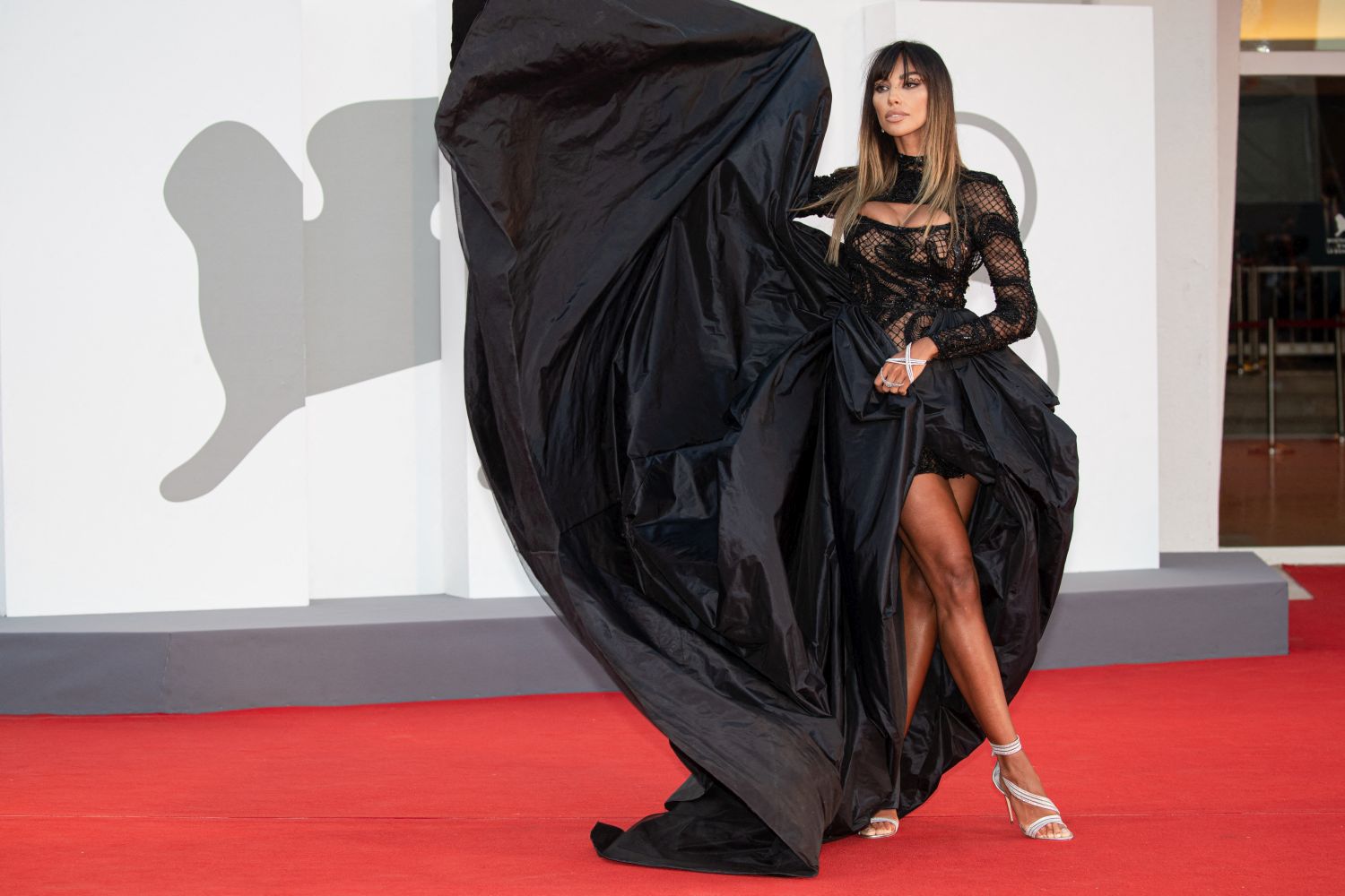 Mădălina Ghenea s-a înscris la facultate, la 34 de ani. Ce studiază vedeta