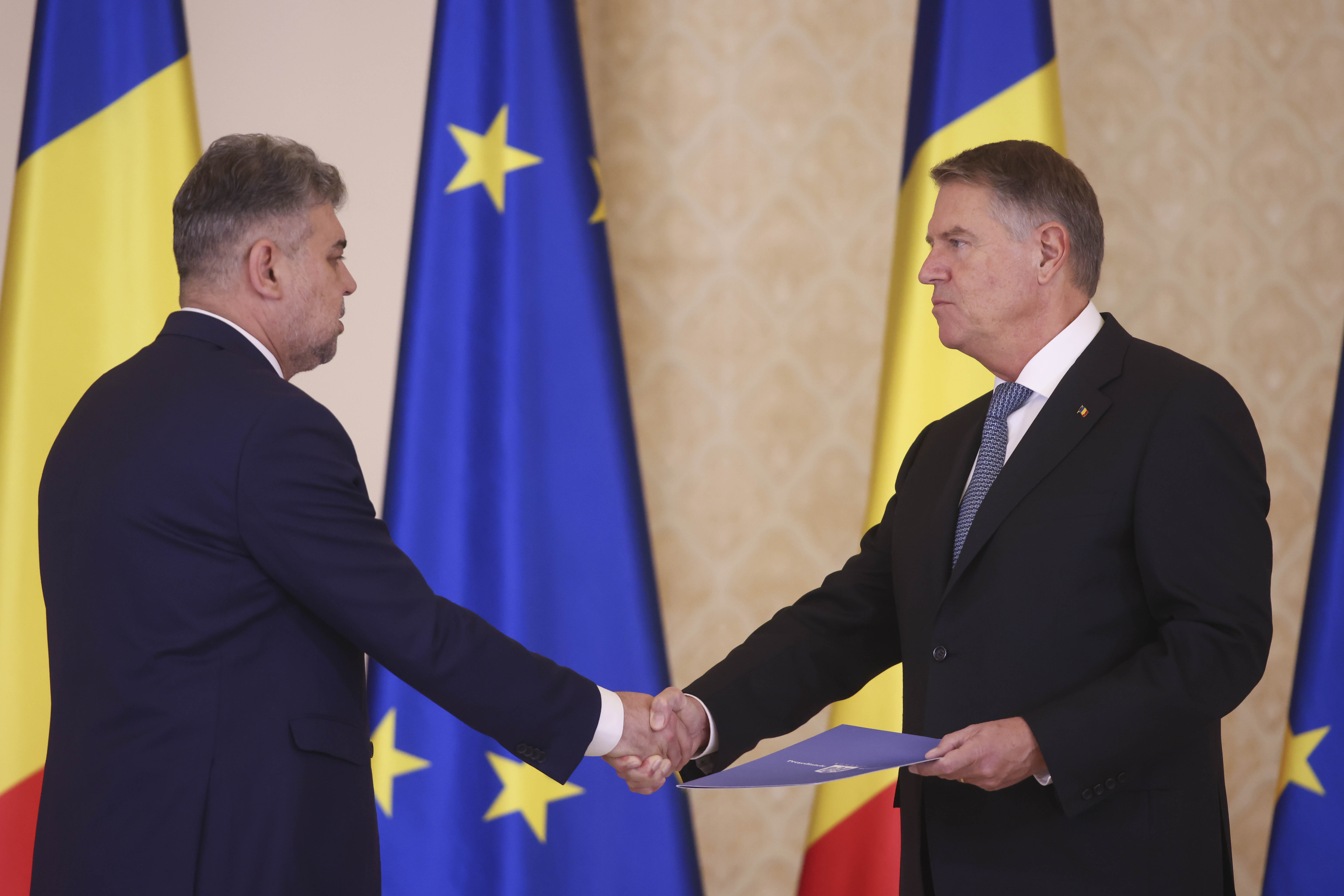 Am scăpat de Ciolacu și Iohannis, am dat de Ciolacu și Iohannis