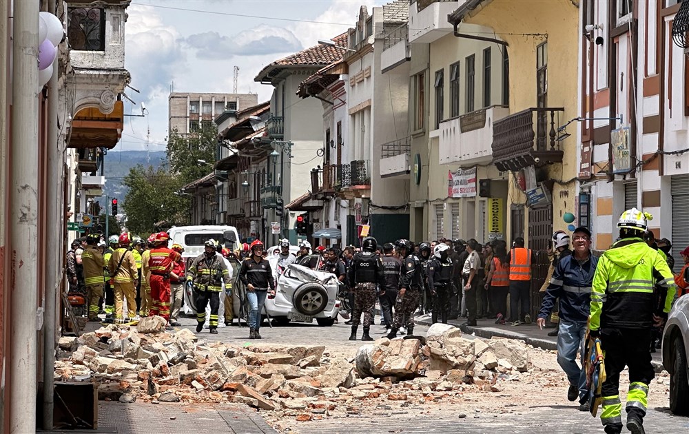 Cutremur puternic în Ecuador. Cel puţin 15 oameni au murit. Autoritățile se tem că sunt victime sub clădirile prăbușite