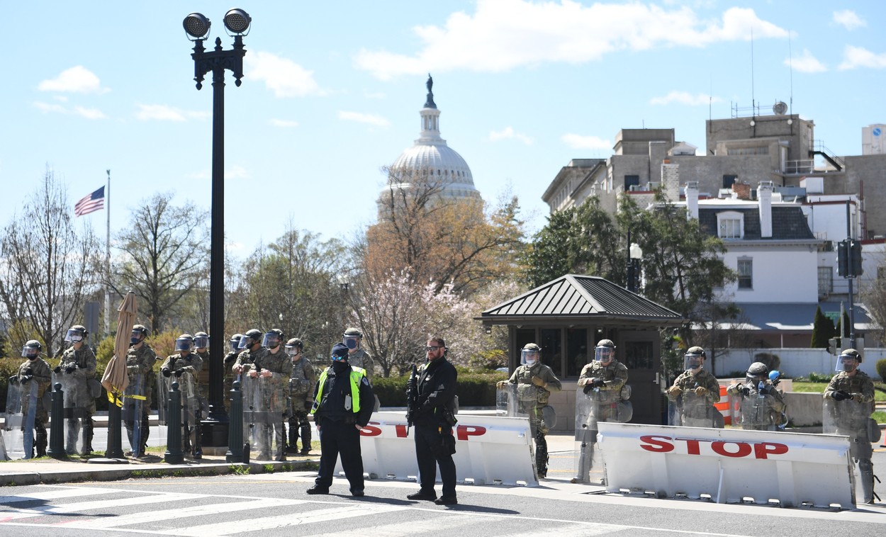 Atac la Capitoliul din Washington. Un polițist a fost ucis, iar altul a fost rănit