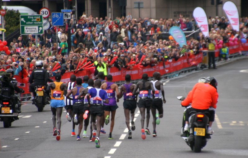 Etiopiencele și kenyenii, cei mai tari la Maratonul Londrei. Paula Radcliffe, în lacrimi / FOTO