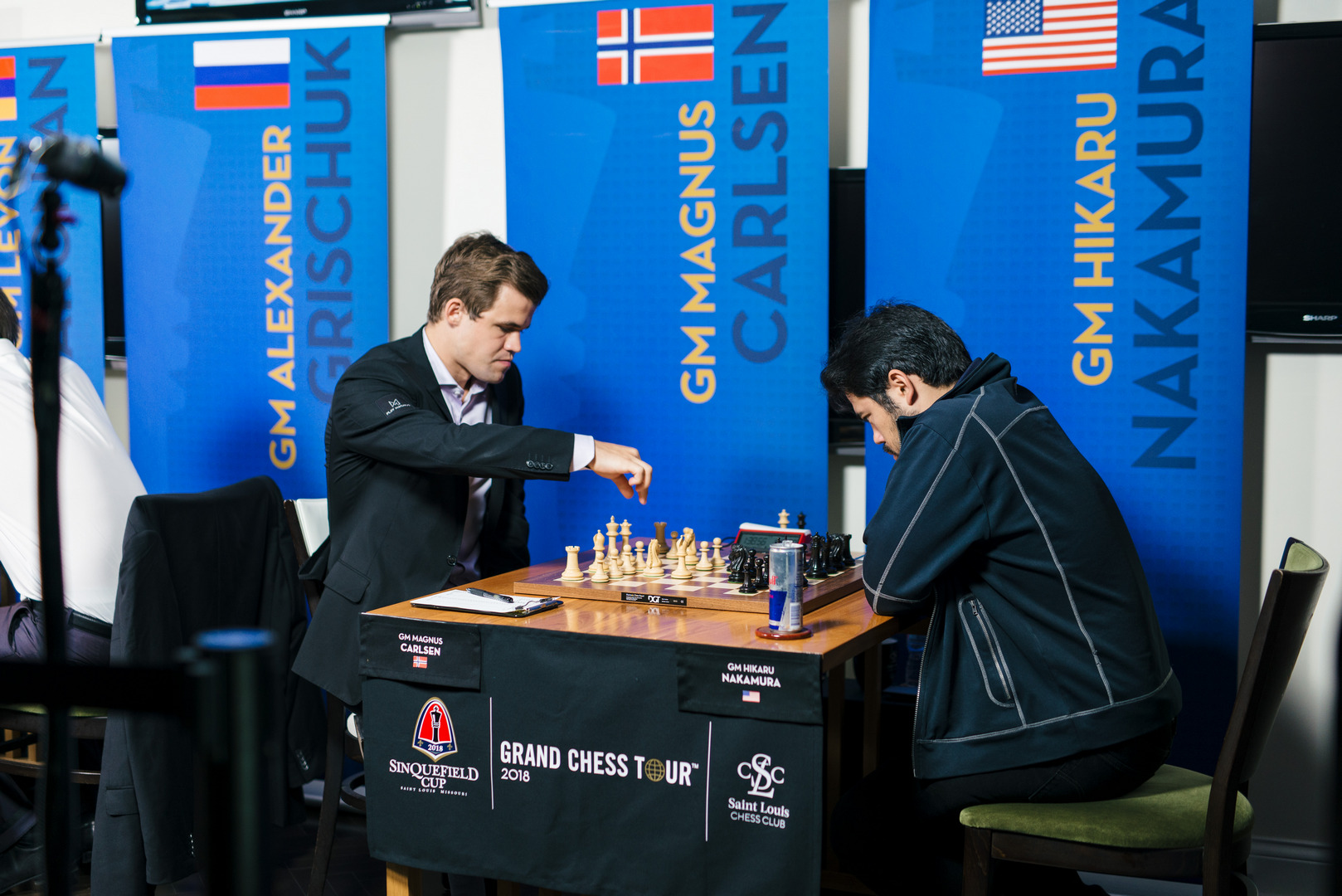 Campionul mondial de șah Magnus Carlsen vine în România. Când și unde poate fi văzut genialul norvegian