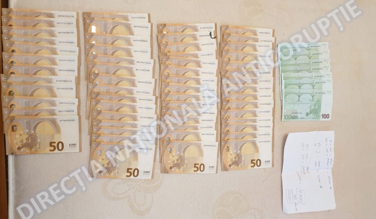 Procurorii DNA ar fi găsit 500.000 de euro cash acasă la directorul general al Uzinei Mecanice Plopeni, precum și două ceasuri Patek Philippe și Rolex