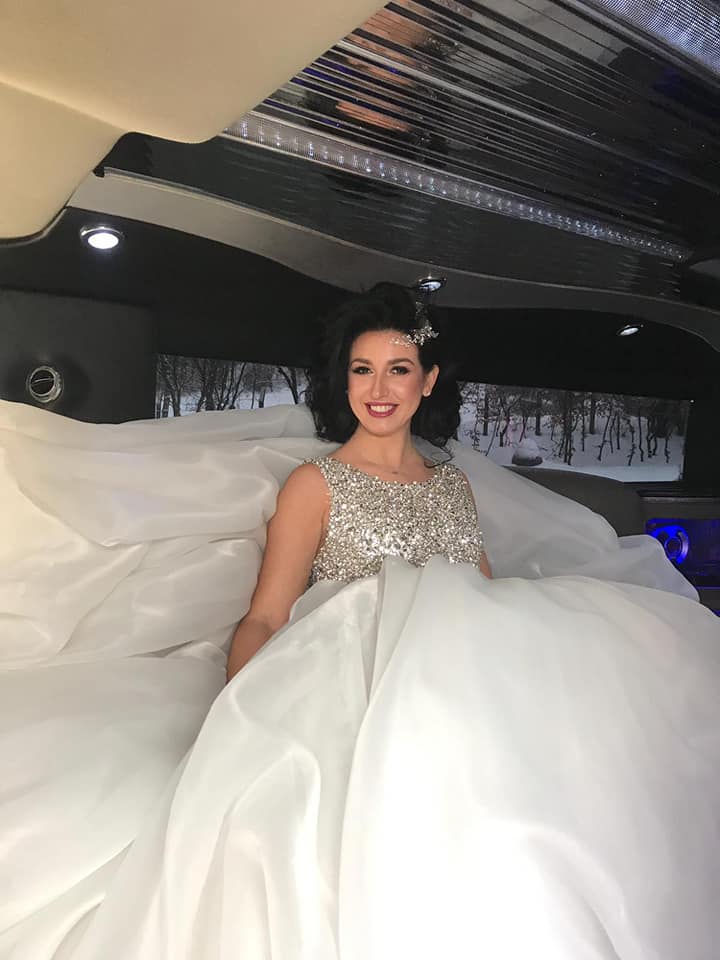 Mirela a făcut alegerea după ce a fost la târgul de nunți de la Cluj. "Știu exact ce îmi doresc peste câteva luni" | FOTO