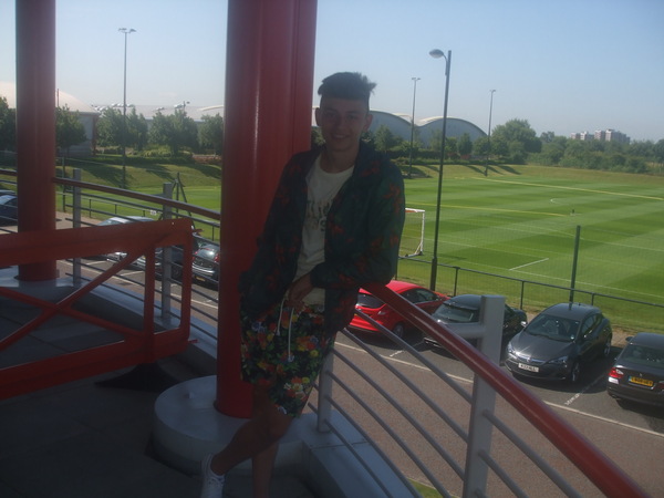 Încă un român în Anglia! Va fi coleg cu Vlad Chiricheş la Tottenham