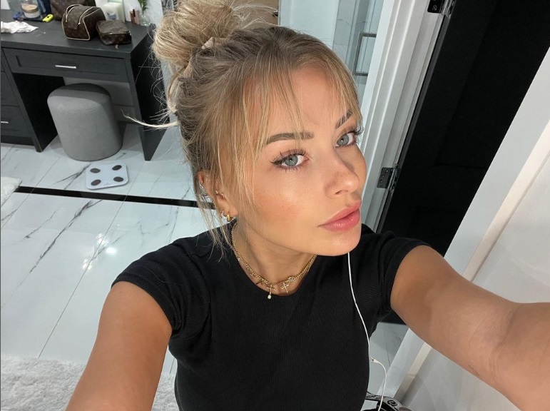 Cine e Corinna Kopf, care a anunțat că se retrage de pe Onlyfans după a câștigat 67 de milioane de dolari în doar trei ani