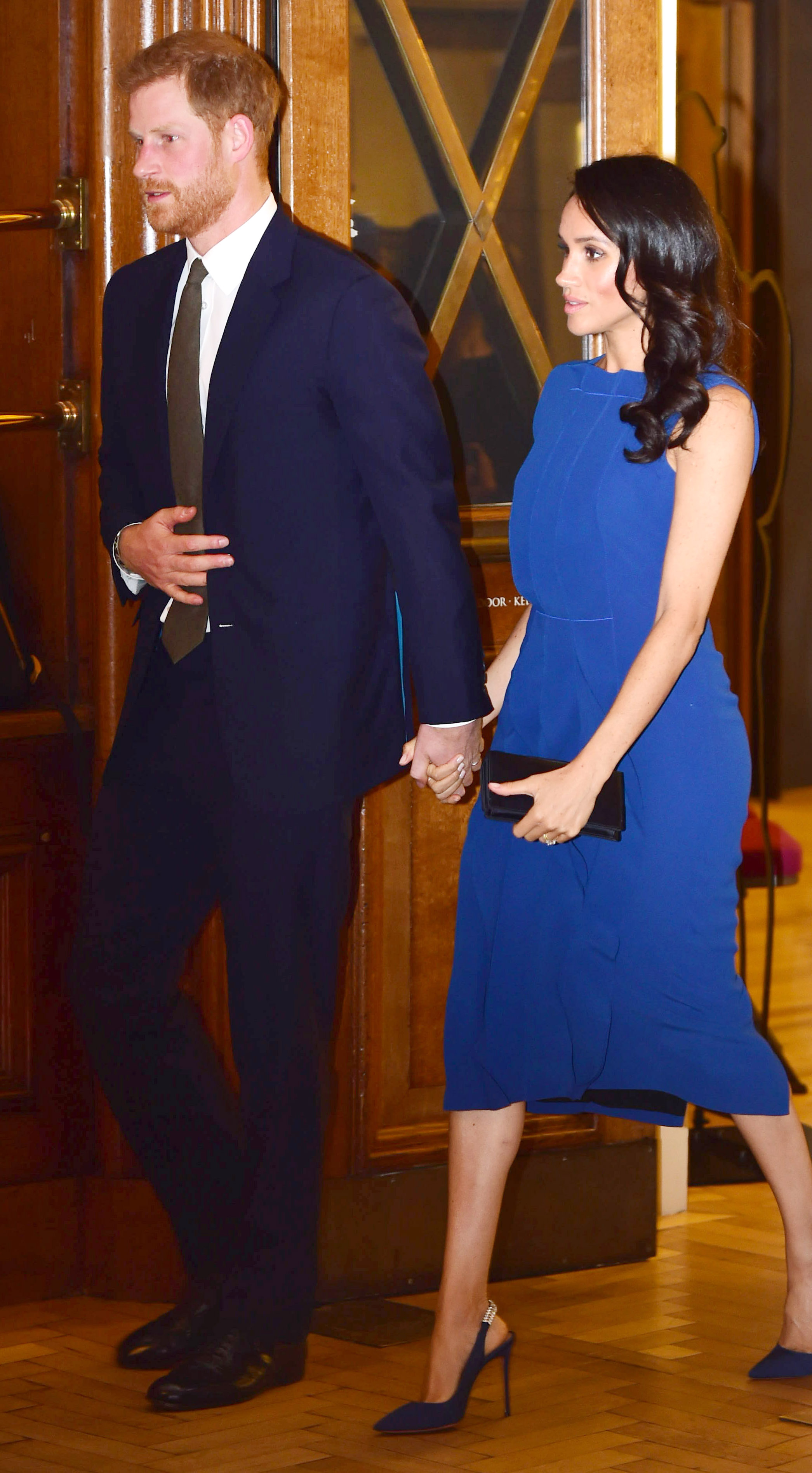 FOTO | Meghan Markle ar fi însărcinată. Casele de pariuri au stabilit cote record privind data la care se va face marele anunț