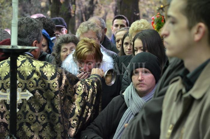 DOLIU. Neşu senior a fost înmormântat: "A avut un moment de cădere"