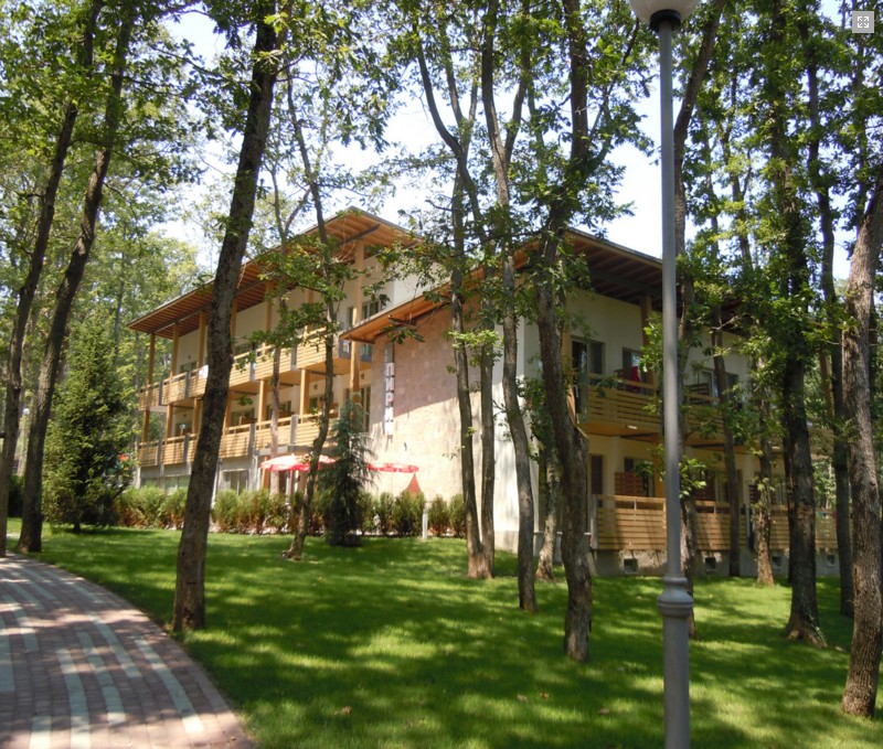 Reporterii Libertatea au mers în tabăra deținută de Federația Rusă pe litoralul bulgăresc. Ce au descoperit dincolo de gardul pe care scrie „Obiectivul nu este operațional!”