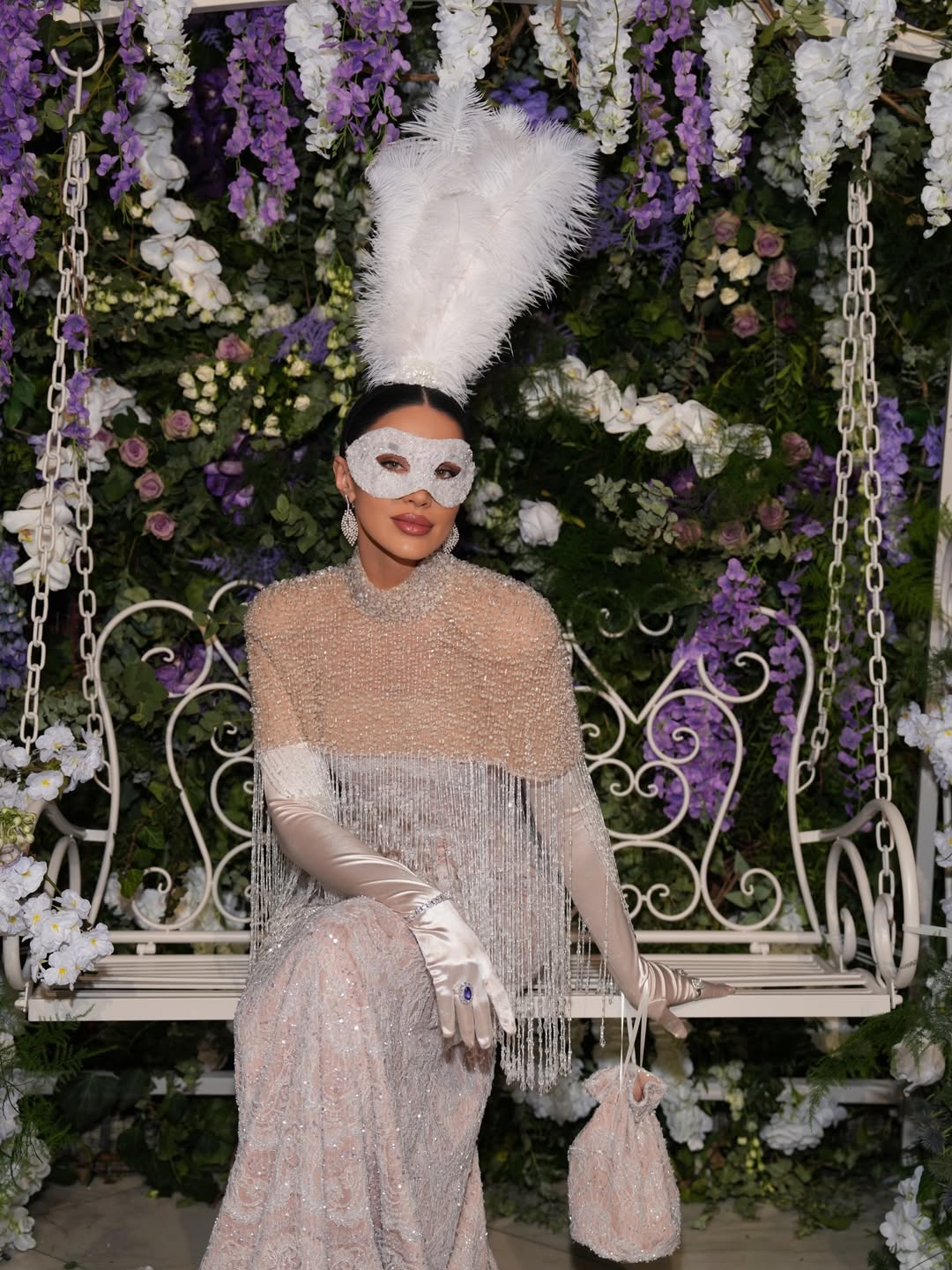 Imagini cu vedetele la Balul Mascat Bridgerton. Adelina Pestrițu și Nicole Cherry au atras atenția cu ținutele spectaculoase