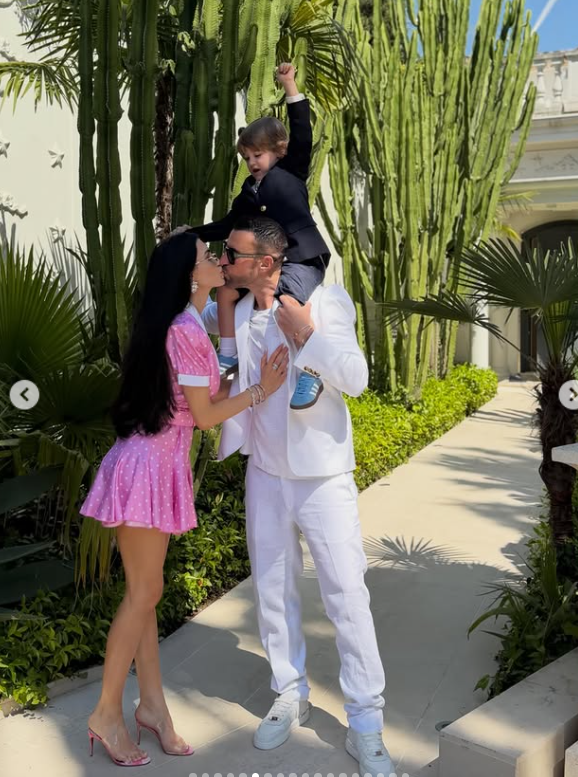 Imagini cu Andreea Sasu pe patul de spital. Iubita lui Philipp Plein are probleme grave de sănătate