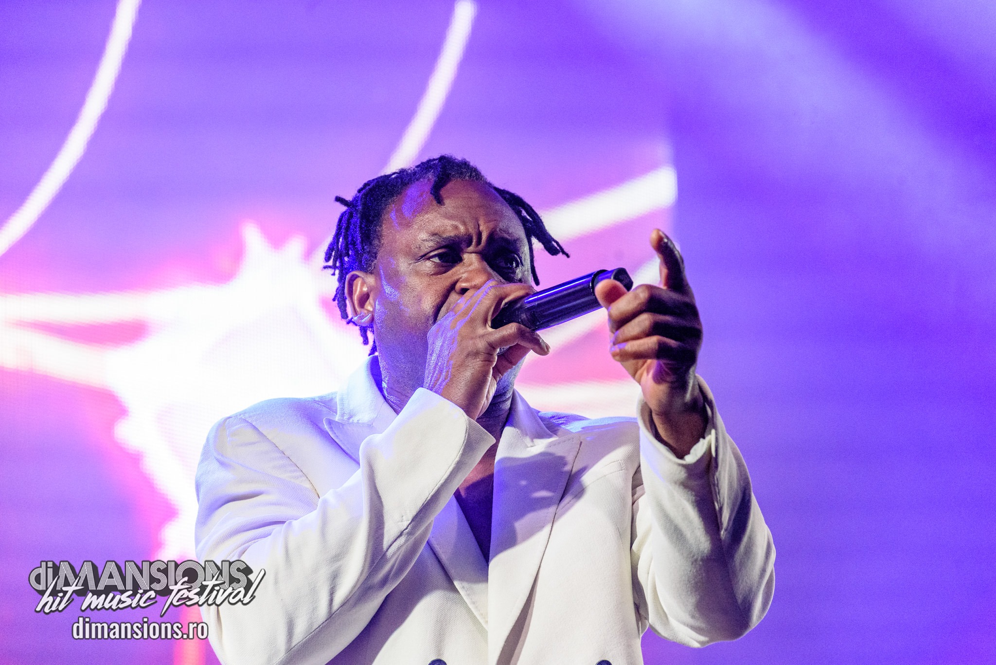 FOTO&VIDEO | La festivalul de la Olteni, Dr. Alban și Snap i-au făcut pe fani să-și rupă hainele de pe ei, Leo Iorga și Compact B i-au emoționat până la lacrimi!