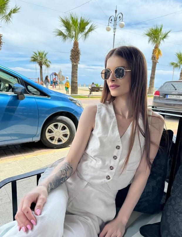 Criminalul din Cosmopolis s-a gândit și în 2021 să-i omoare pe Alex și Teodora Marcu. Robert Lupu a scris totul în cartea lui