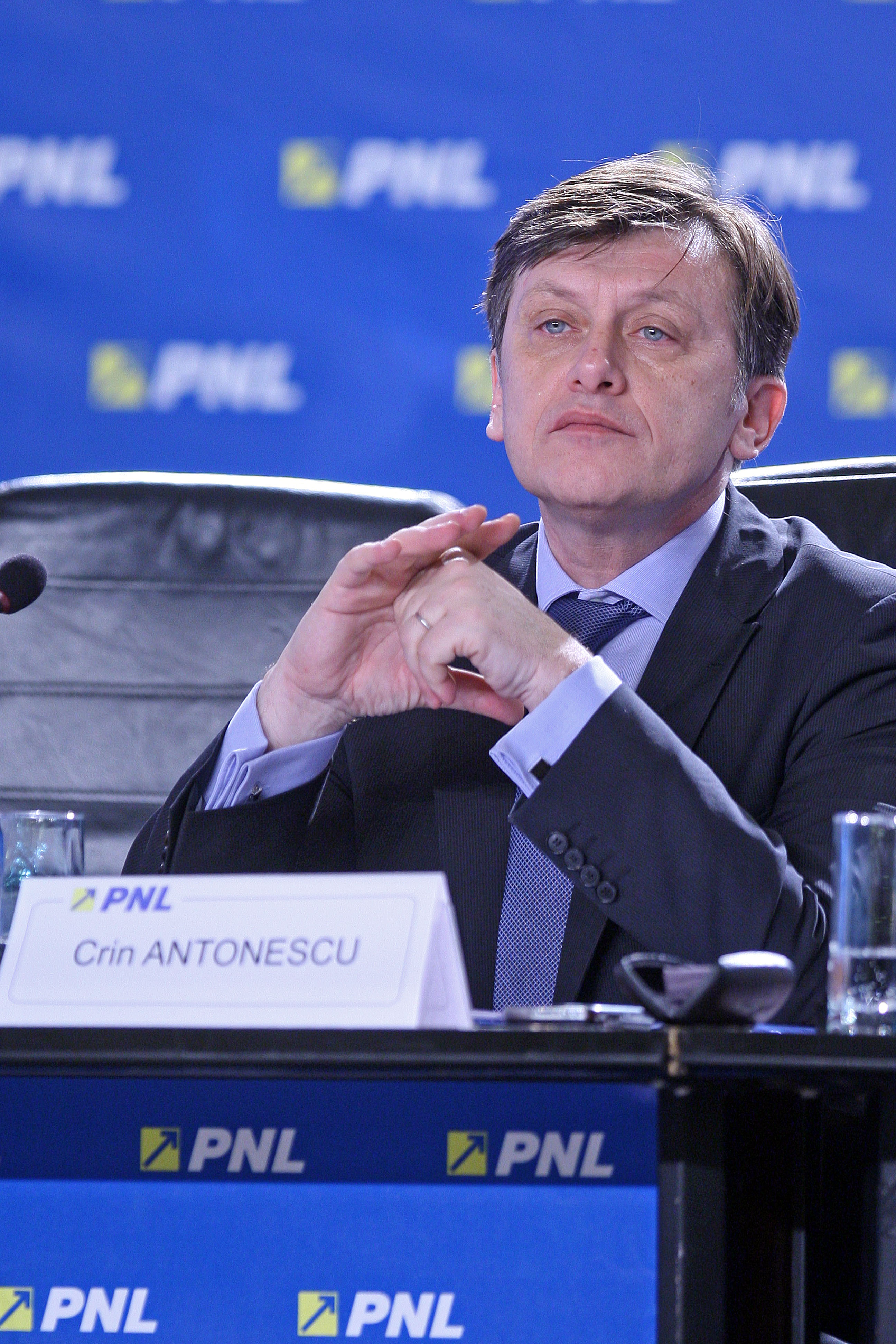 Atunci și Acum: Crin Antonescu, profesorul de istorie care a adus pe scena politică proiectul eșuat USL