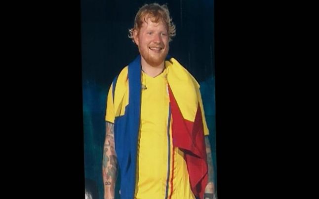 FOTO | La concertul de la Arena Națională, Ed Sheeran a purtat tricoul de 250 de lei al naționalei de fotbal a României