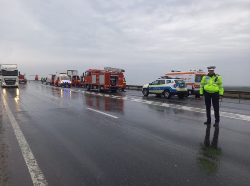 Accident grav în Vrancea: Doi bărbaţi au murit şi un altul a fost grav rănit