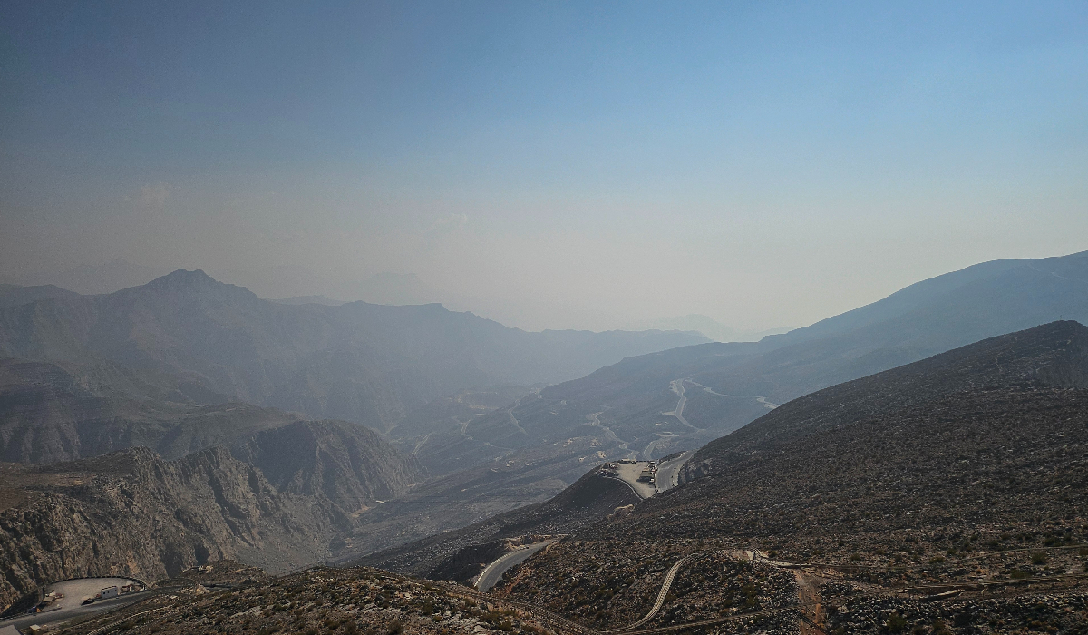 Cum arată „muntele de la marginea deșertului”: Jebel Jais, cel mai înalt vârf din Emiratele Arabe Unite și una dintre destinațiile de neratat din Ras al Khaimah