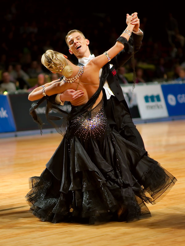 Poftiți la show! Pregătiri pentru DanceMasters 2015 / VIDEO