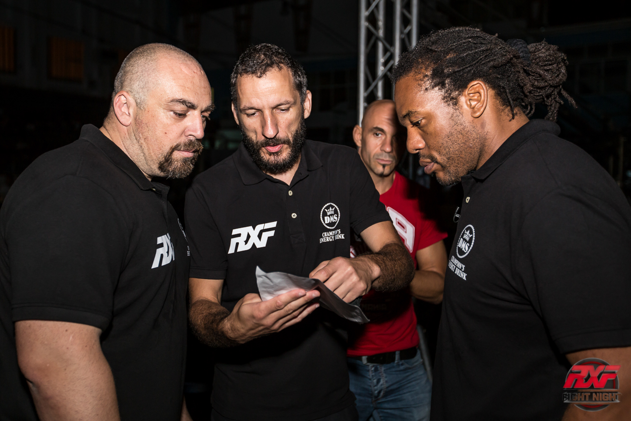 Cel mai bun arbitru de MMA din lume vine la RXF 21: ^Herb Dean, martor la execuţia Rondei Rousey / GALERIE FOTO