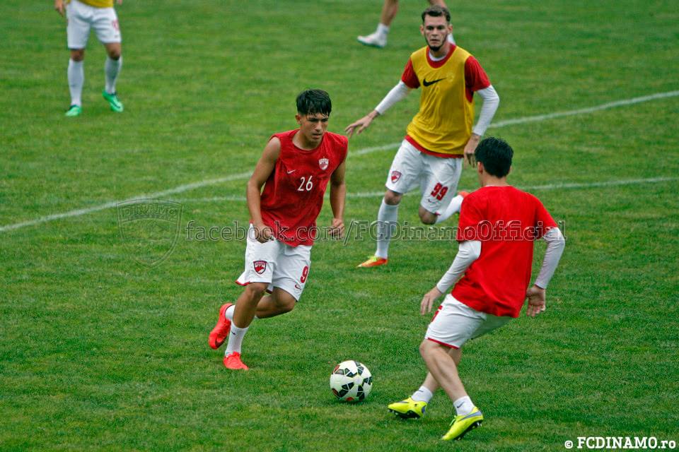 Mușchi de ”câine neîmblânzit”. Feussi dă tonul antrenamentelor lui Dinamo