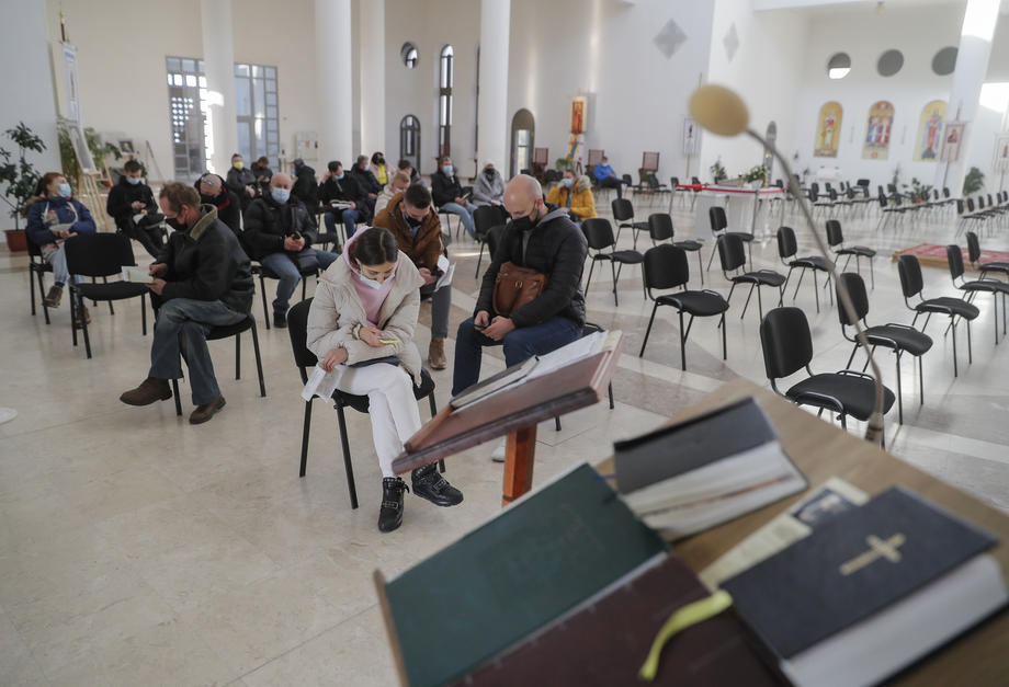 Biserică din Kiev, transformată în centru de vaccinare. „Facem acest lucru în beneficiul întregii societăți”