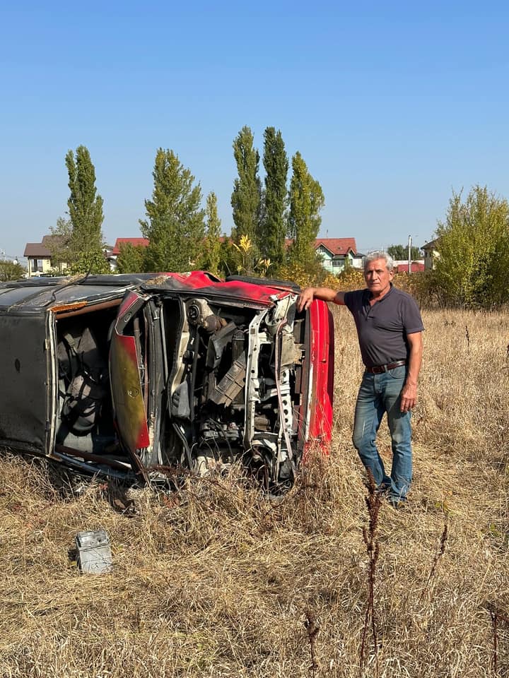Dacia 1310 care a zburat peste două TIR-uri, pe o distanță de 64 de metri. Trei decenii de la cascadoria fără precedent